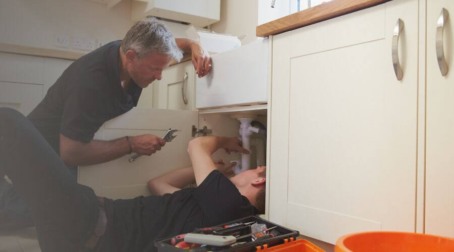 Expert burst pipe repair services in Orange Grove, TX